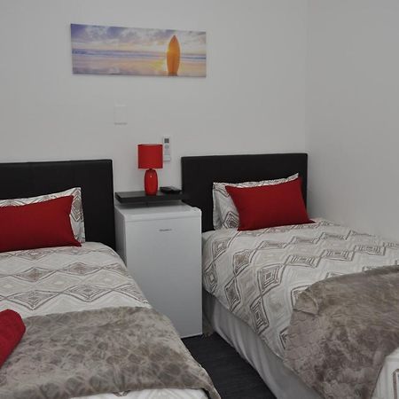 Surrey B&B เคปทาวน์ ภายนอก รูปภาพ