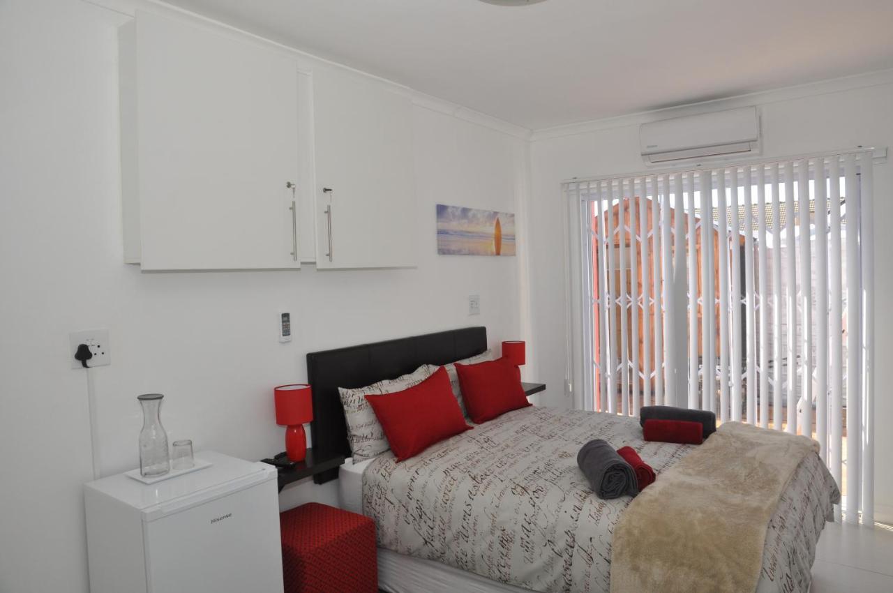 Surrey B&B เคปทาวน์ ภายนอก รูปภาพ